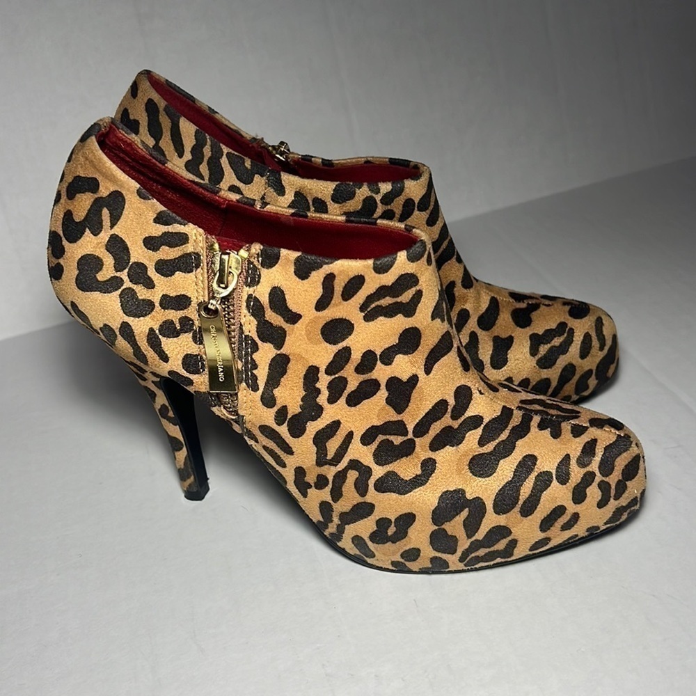 Christian Siriano Animal Print Fabric Faux Suede Zip Ankle Boot Exotic Sz 8.5